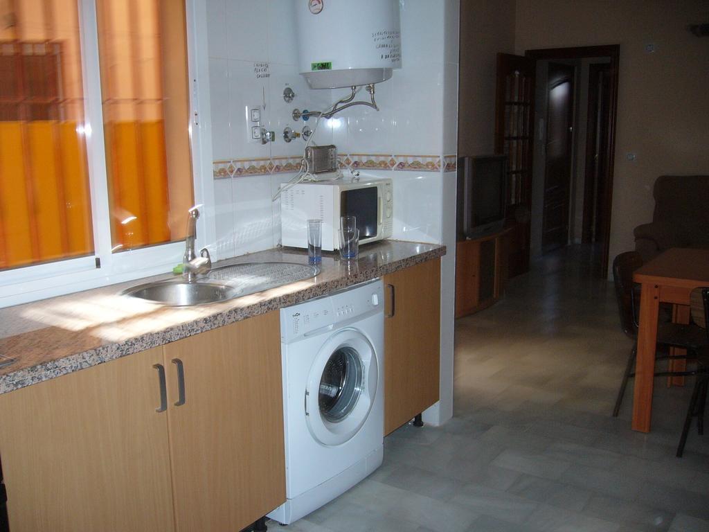 Apartamentos Alamare เซบีญา ห้อง รูปภาพ