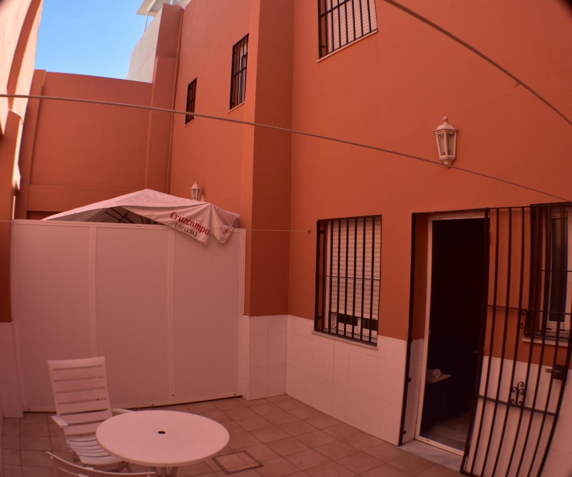 Apartamentos Alamare เซบีญา ภายนอก รูปภาพ
