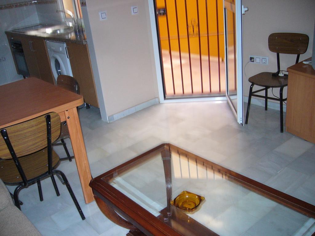 Apartamentos Alamare เซบีญา ห้อง รูปภาพ